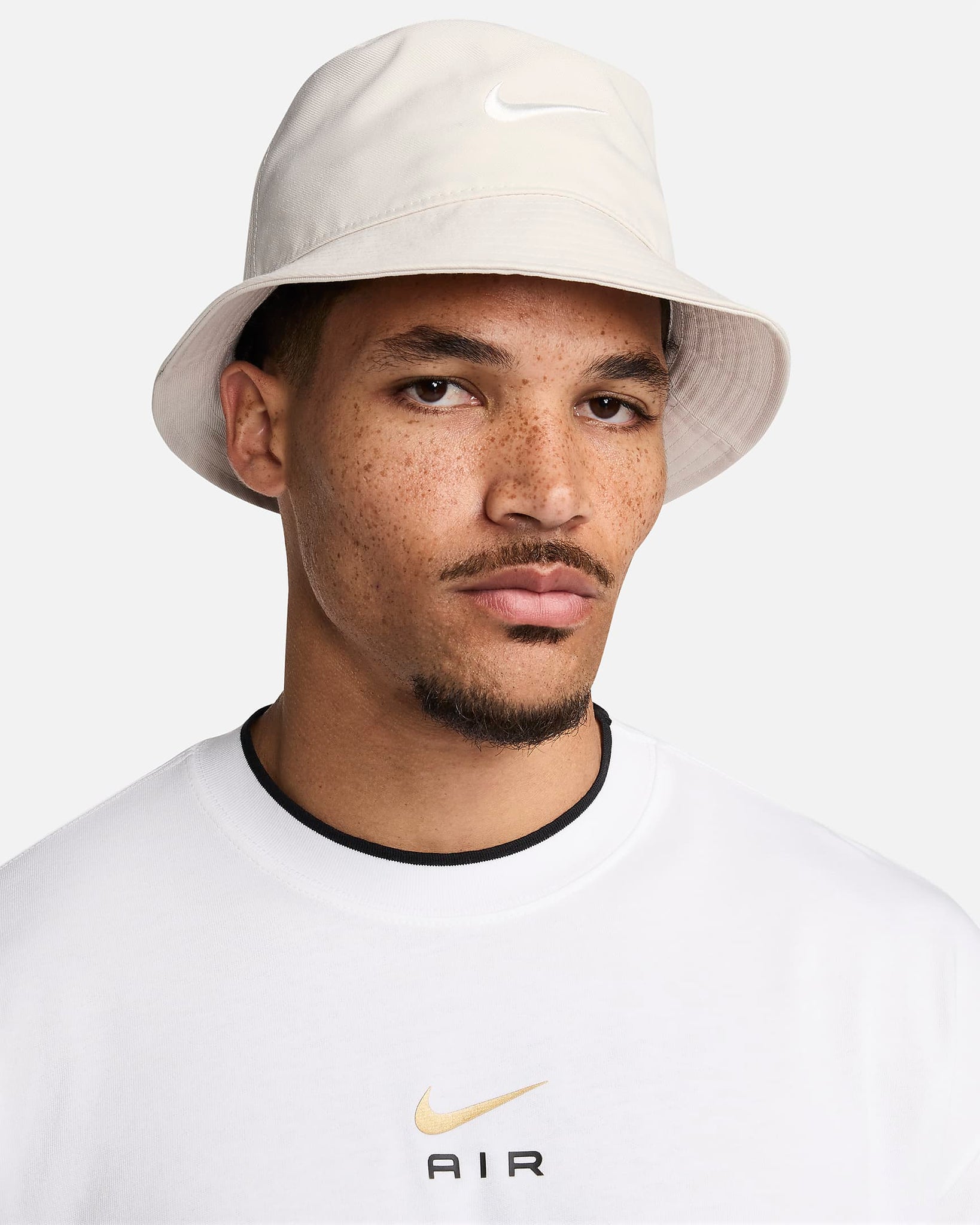 Nike Apex Swoosh bucket hat